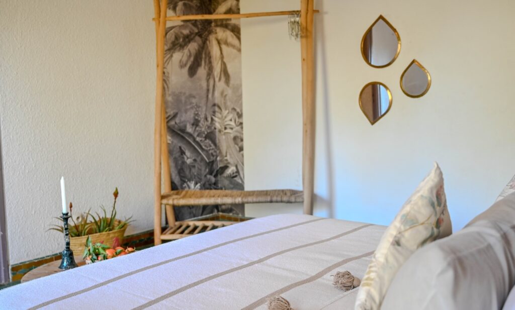 Détail de décoration – chambre double – La Vie en Rose Marrakech